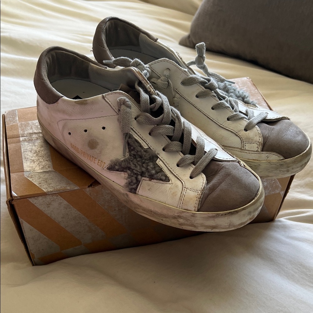 Golden Goose Superstars white leather with grey star shearling lined size 39